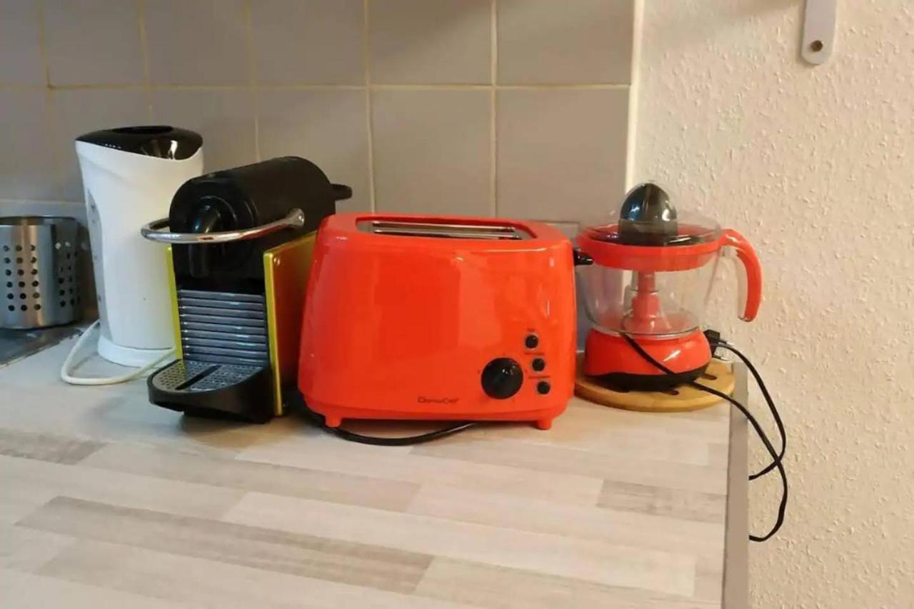 Appartement Proche Marche Au Coeur Du Centre + Wifi La Rochelle  Eksteriør bilde